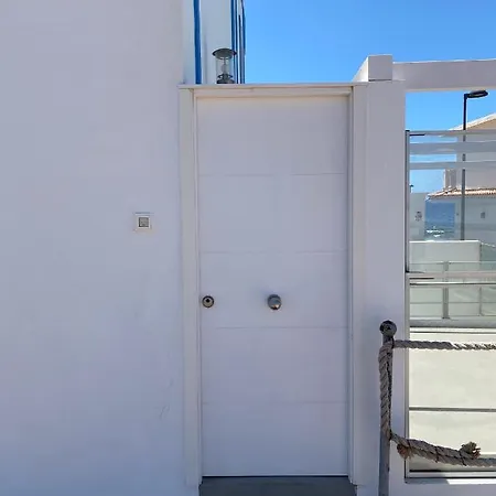 Loft En Torreon Frente Al Mar 아파트 아데제