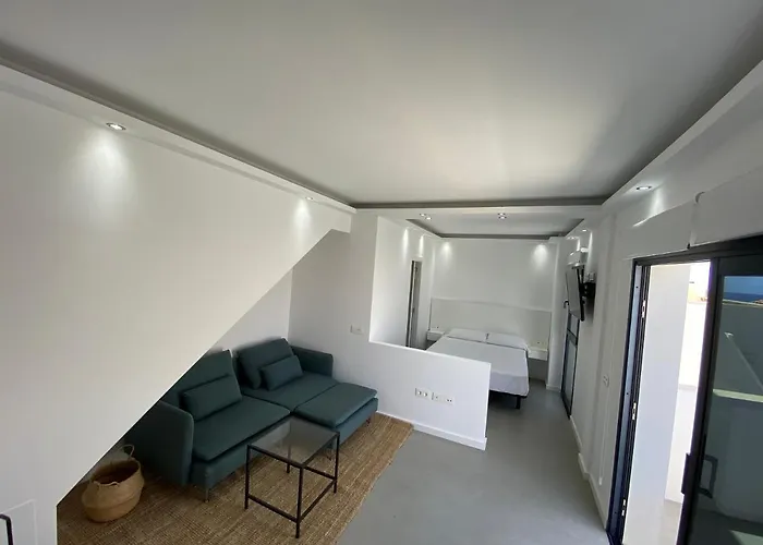 Loft En Torreon Frente Al Mar * Адехе